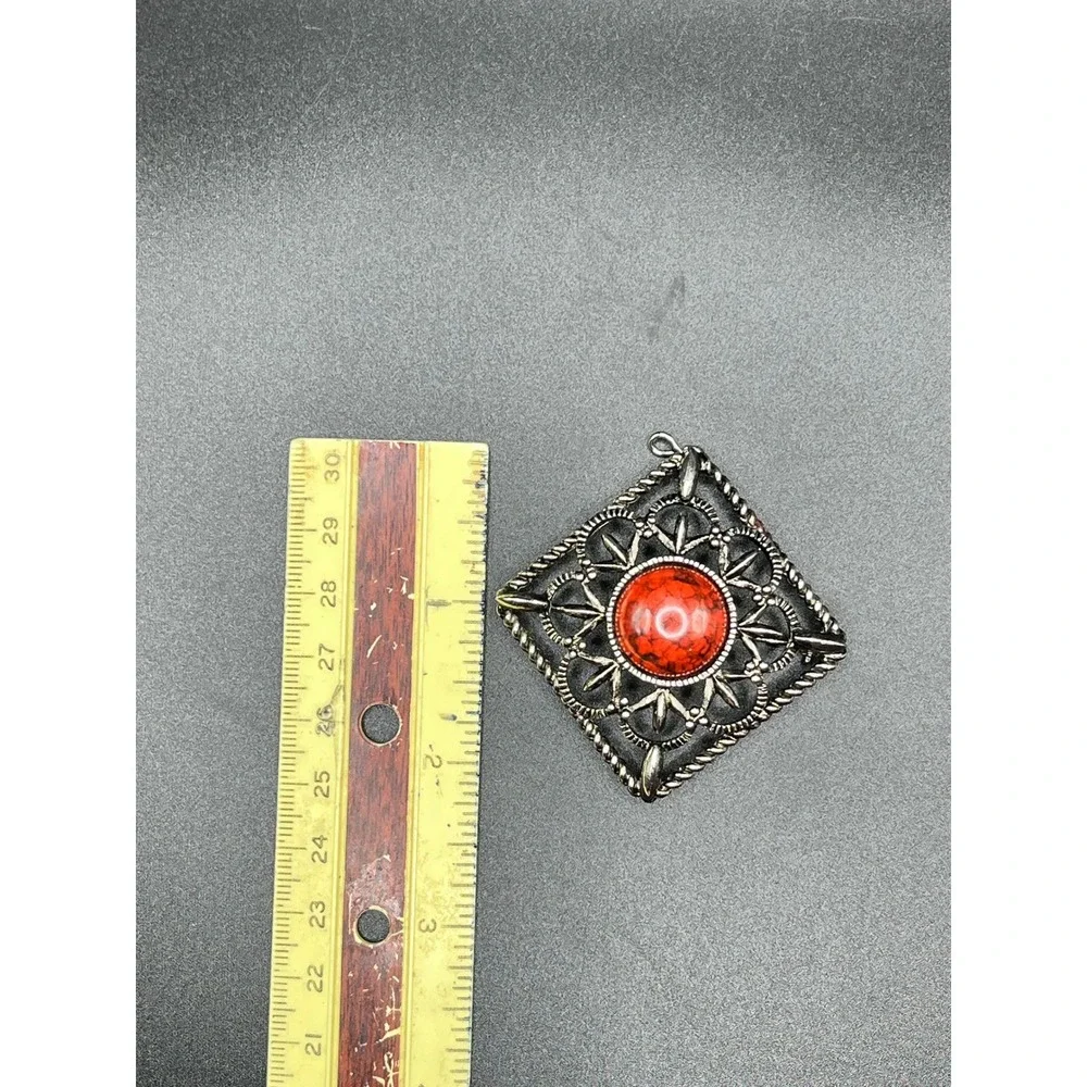 Signed Sarah Coventry Silver Tone Red Stone Southwestern Pendant Brooch Desert‎
